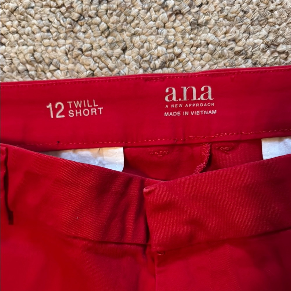 a.n.a Women's Vibrant Red shorts - Picture 3 of 3